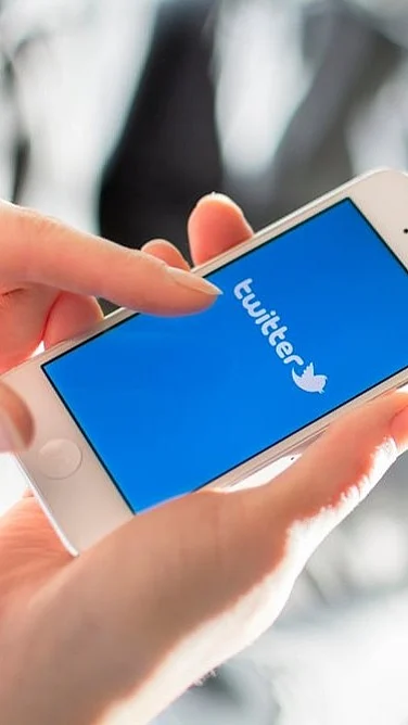 X Launches Auto Post Translation Feature: Here's What It Is & How It Works