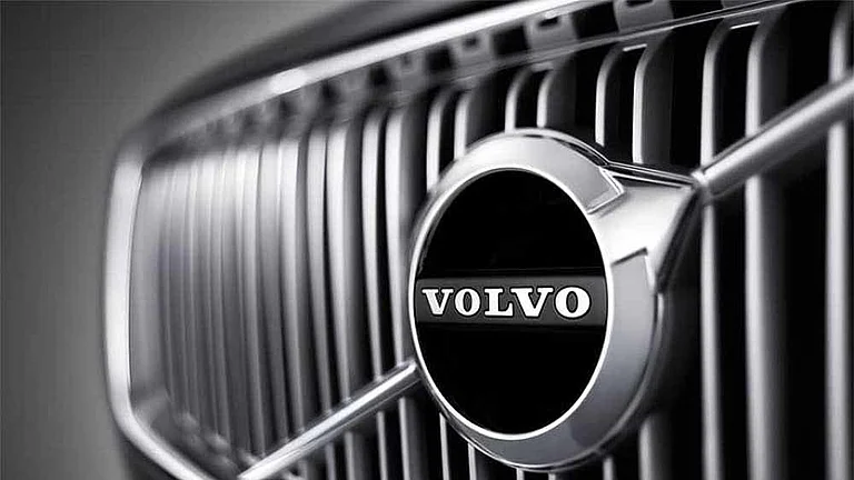 War-Driven Supply Chain Constraints Can Hit Entire Auto Market: Volvo Group India Prez - null