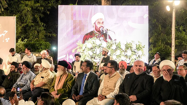 Indian Officials Join Iran's Mourning of Ayatollah Ali Khamenei in Delhi - MEA