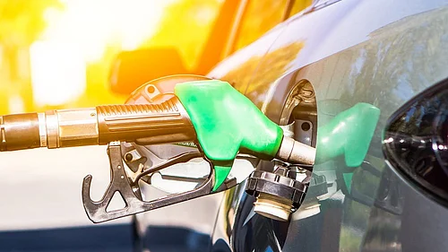 CII Seeks Phased Fuel Excise Rollback as Private Sector Capex up 67% to ₹7.7 Lakh Crore