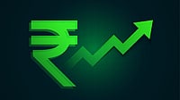 Rupee Rises 28 Paise to ₹92.86 Against US Dollar in Early Trade Rupee Rises 28 Paise to ₹92.86 Against US Dollar in Early Trade