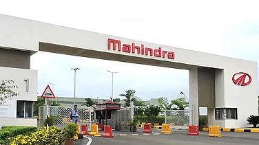 SML Mahindra Posts 2% Rise in March Quarter Profit to ₹54 Crore