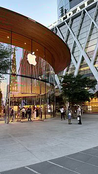 Apple’s Leadership Story: From 1977 to 2026 — Full List of CEOs Who Built the iPhone Maker Apple’s Leadership Story: From 1977 to 2026 — Full List of CEOs Who Built the iPhone Maker