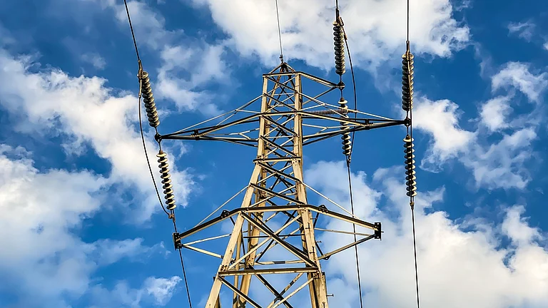 Delhi residents may see higher electricity bills amid tribunal recovery order. - null