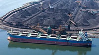 CIL Plans 10-Year Roadmap To Slash 243 MT Coal Imports freepik