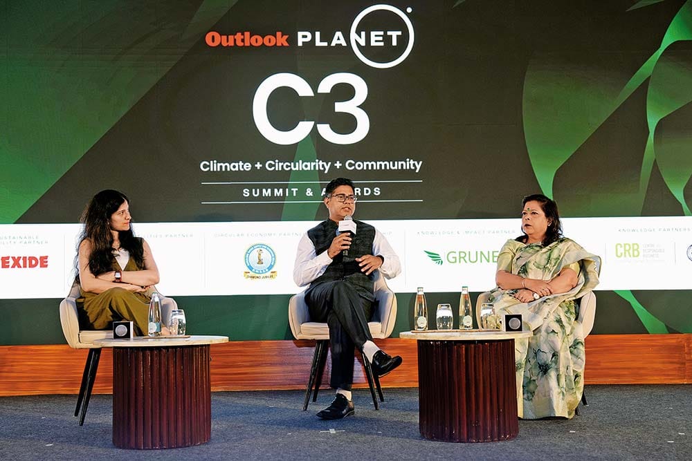 (L-R) Neelam Pandita, Vijay Anand and Leena Nandan discussed Building Business Competitiveness Through Carbon Markets 
