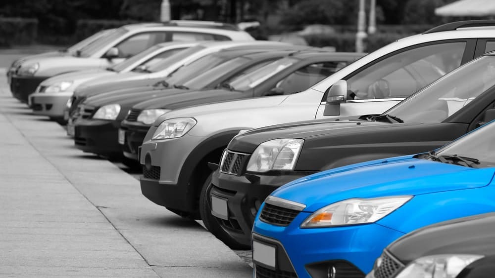 Passenger Vehicle Registrations Fall 10% in April, EV Share Rises Led by Tata Motors