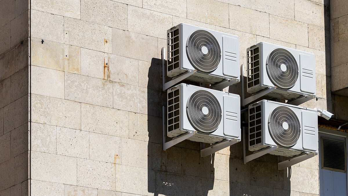Air conditioners and power infrastructure amid rising electricity demand during heatwaves - null