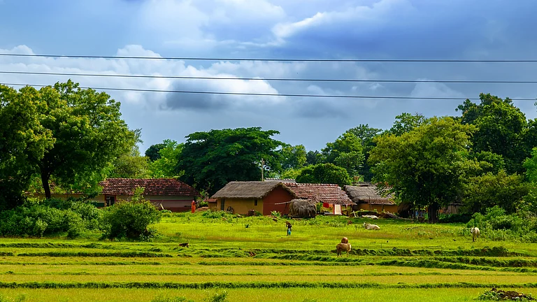 Young workers migrating from rural villages toward urban industrial hubs in India - null