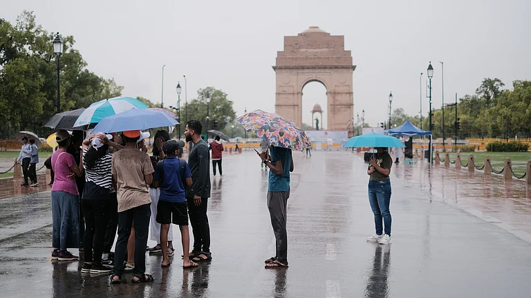 Cloudy skies loom over Delhi as rain and thunderstorms are forecast this week - null