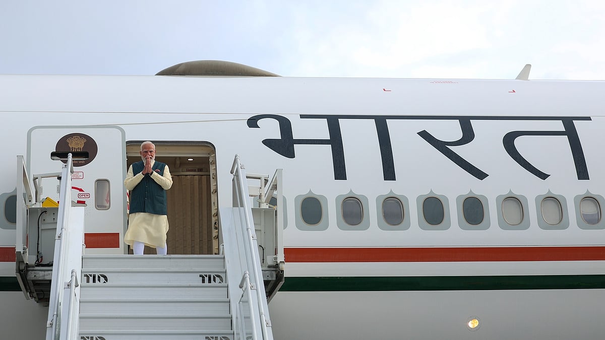 Prime Minister Narendra Modi arrives in the Netherlands during the second leg of his five-nation tour, at Amsterdam Airport - Photo by PTI