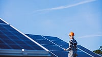 India Needs $10–15 Billion Land Parcels in 5 Years for Solar, Wind Projects: Colliers freepik