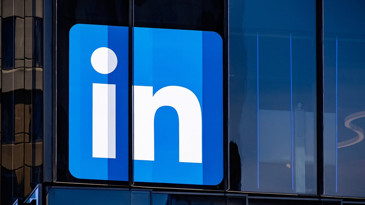 LinkedIn plans layoffs alongside broader artificial intelligence restructuring strategy globally - null