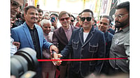 Dr. Vivek Bindra’s Bada Business Investee Company Branded Factory Launches Mega Retail Outlet In Vadodara
