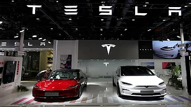 Tesla Expands Offering in India, Brings Model Y Premium Rear-Wheel Drive at ₹50.89 lakh
