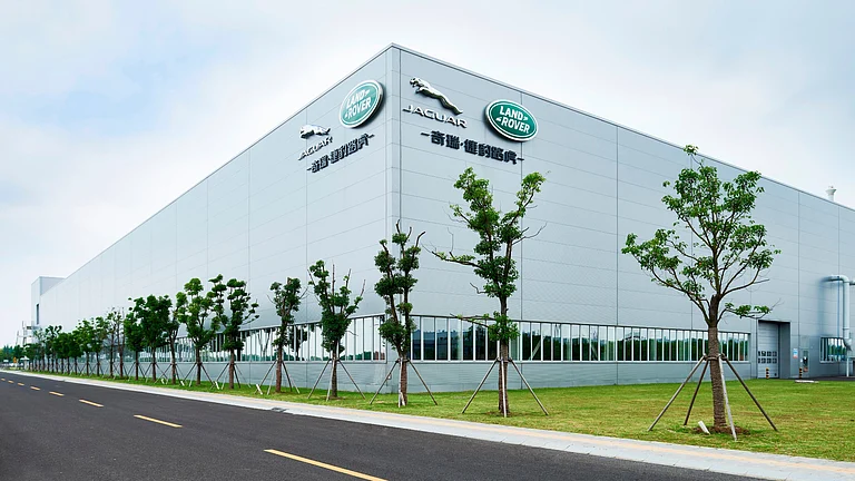 Jaguar Land Rover - AndyWee
