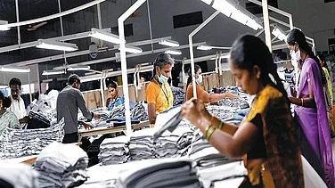 Government Sets Up Six Working Groups to Identify 100 Products for Domestic Manufacturing
