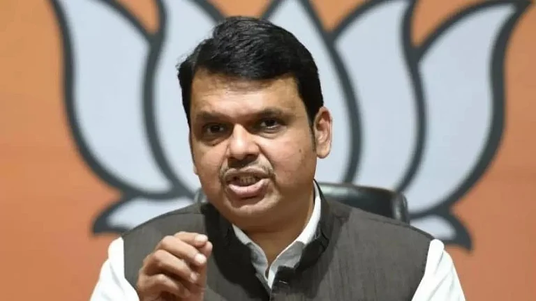 Maharashtra CM Fadnavis - null