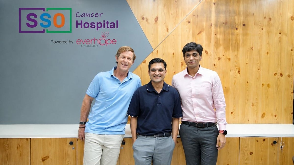 Left to Right: Jonty Rhodes, Dr. Sanket Mehta, Surgical Oncologist and Founder, SSO Cancer Hospitals, and Rahul Singh, Chief Business Officer, SSO Cancer Hospitals. - null
