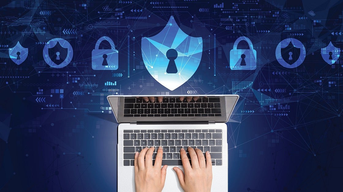 Phishing Attacks on Cloud Users - freepik