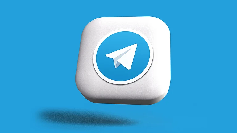 Telegram - Unplash