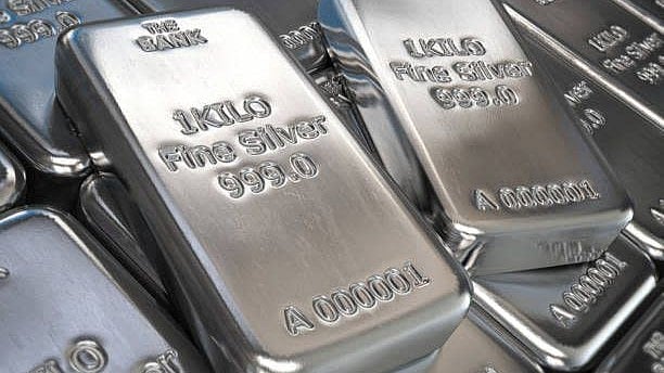 Silver Futures Fall Nearly 1% To ₹2.33 Lakh/Kg As US Dollar Weigh On Investors' Sentiment