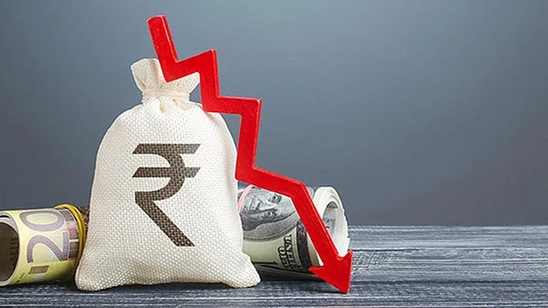 Rupee Falls 34 Paise to Close at 94.67 Against US Dollar - null