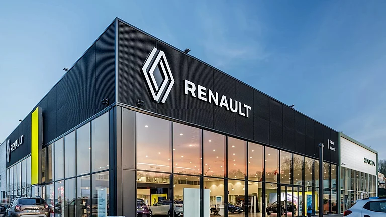 Renault India Starts Exports of Duster; First Shipment to South Africa - null