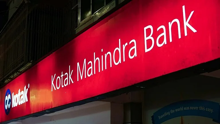 Kotak Mahindra Bank Shares Down Over 3% - null