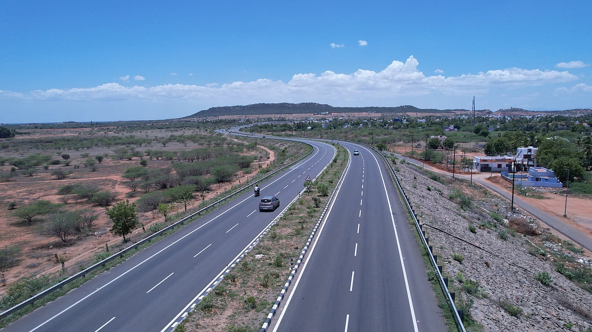 null - Cube Highways Trust