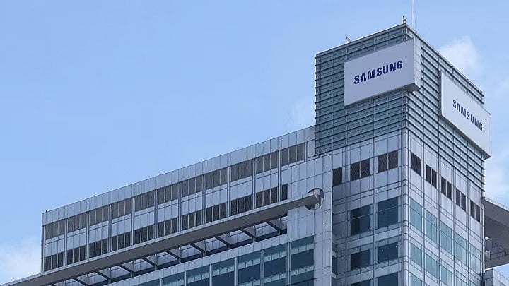 Samsung Eyes 18-Fold Profit Jump On AI Memory Squeeze - Samsung