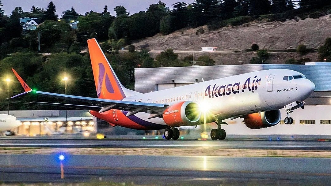 null - X/@AkasaAir