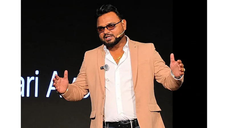 Dr. Jay Singh Nayak