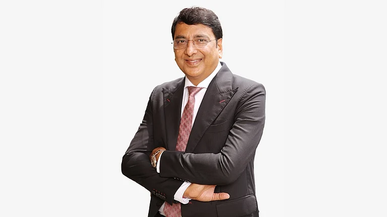 Mr Rajendra Kumar Setia, MD & CEO, SK Finance Limited - null