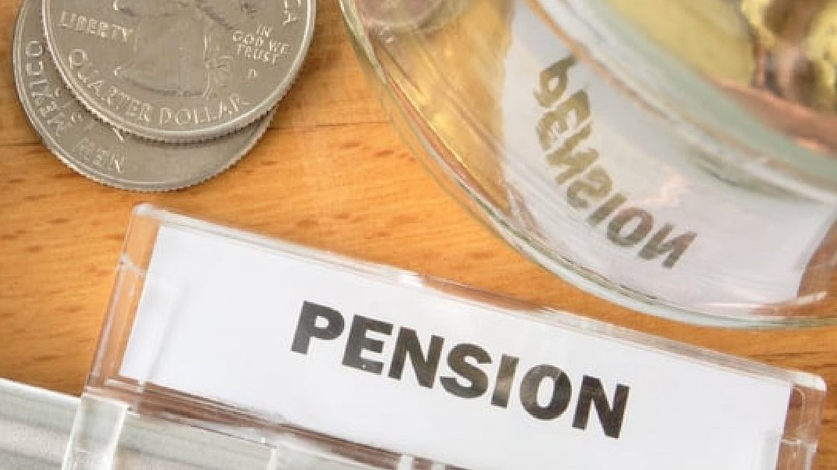 Pensioners' body EPS95 National Agitation Committee on Monday called for a nationwide protest on August 5 in support of their demand for a minimum monthly pension of Rs 7,500 - null