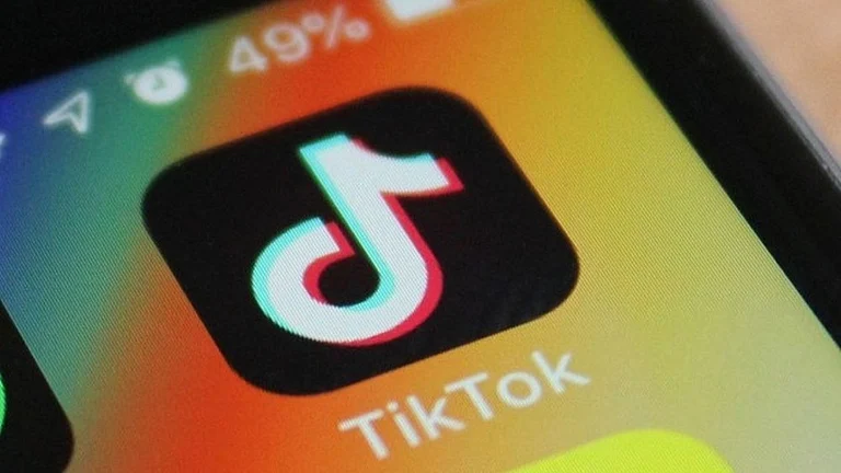 TikTok - null