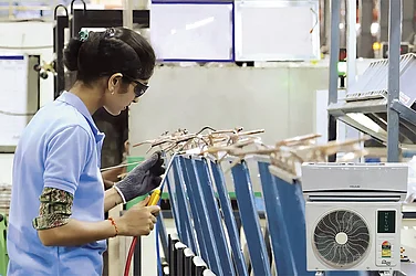 Meet The Kota Coaching Buddies Looking To Disrupt India's AC Market
