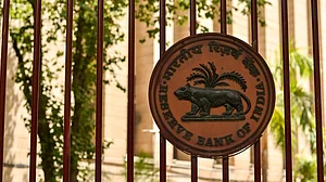 India’s Current Account Deficit Widens To $4.2 Bn In Q1: RBI