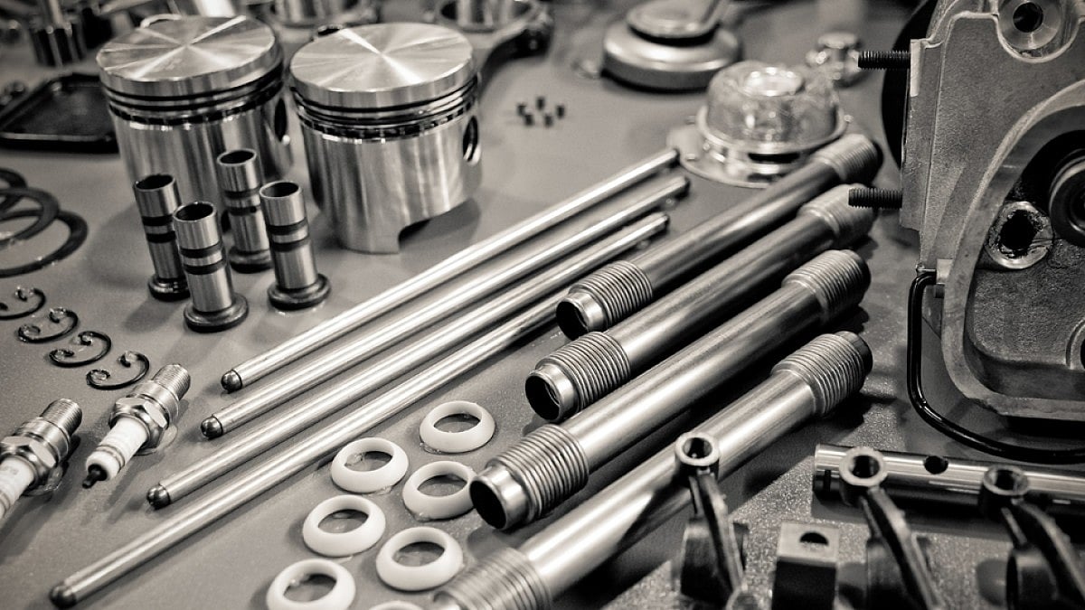 Auto Component Suppliers Sit On 98 000 Cr Inventory Says Report auto-component-suppliers-sit-on-98-000-cr-inventory-says-report