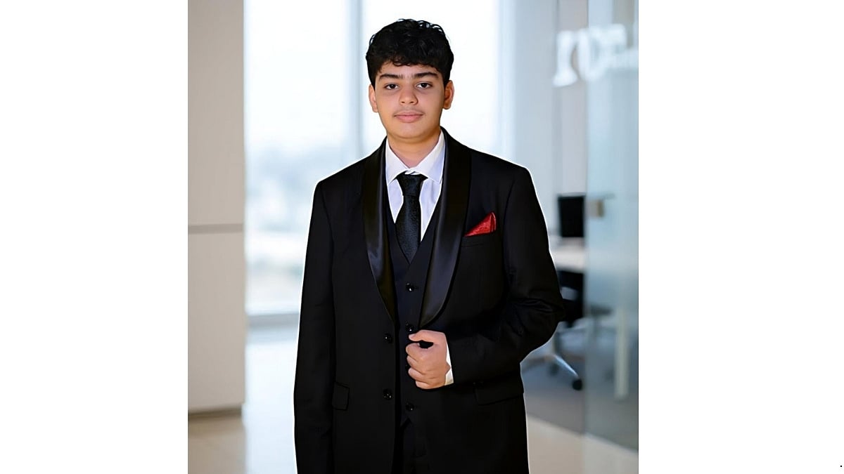 Mudit Bhalla - null