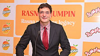 Piruz Khambatta, Group Chairman of Rasna International