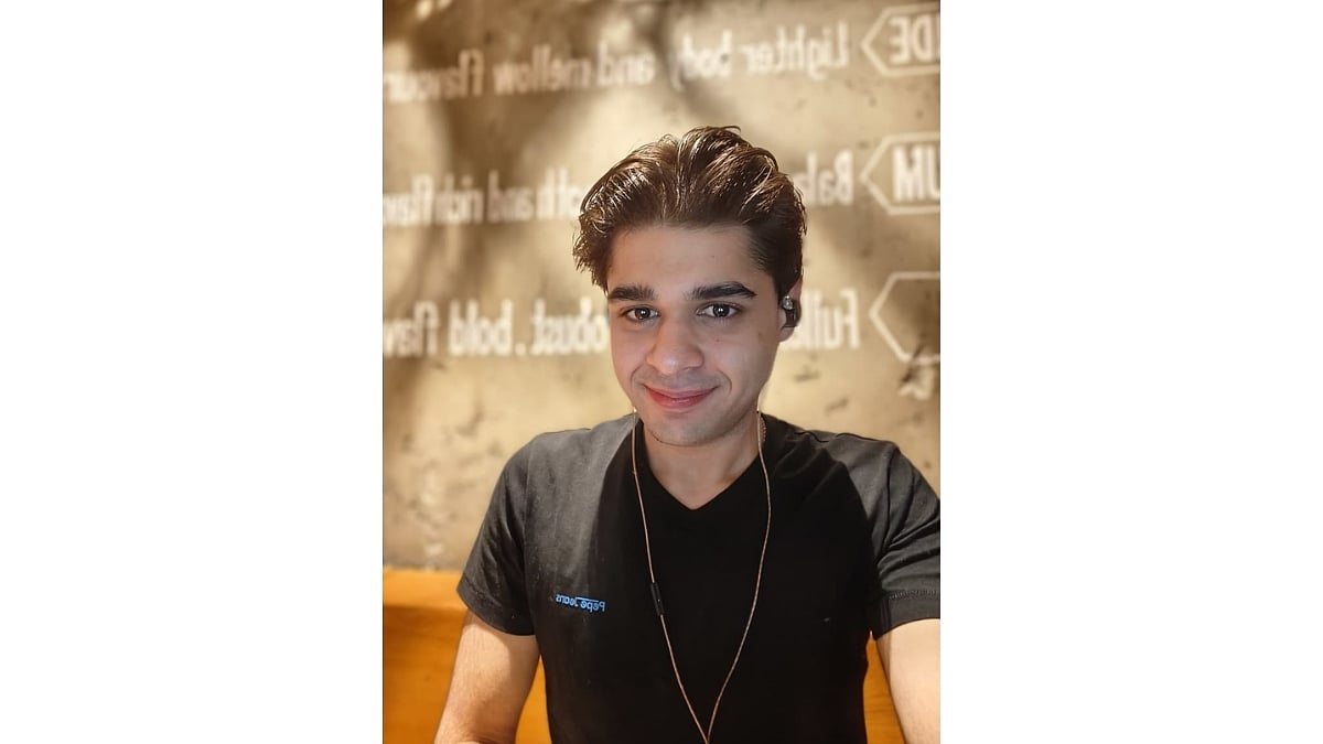 Vedant Kumar - null