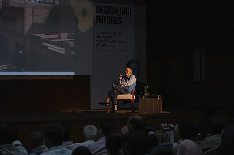 Renowned Architect Raj Rewal Interacts with Students During His Visit to Anant National University - null