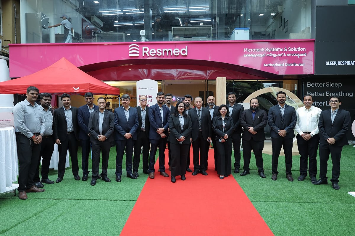 Unnikrishnan T.S., Proprietor, Microteck; Sandeep Gulati, GM, ResMed India; Ashish Matta, CFO; Sukhman Arora, Marketing Lead; and regional managers at the Kochi inauguration - null