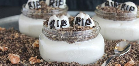 California Walnut Mini Graveyard Dirt Cakes