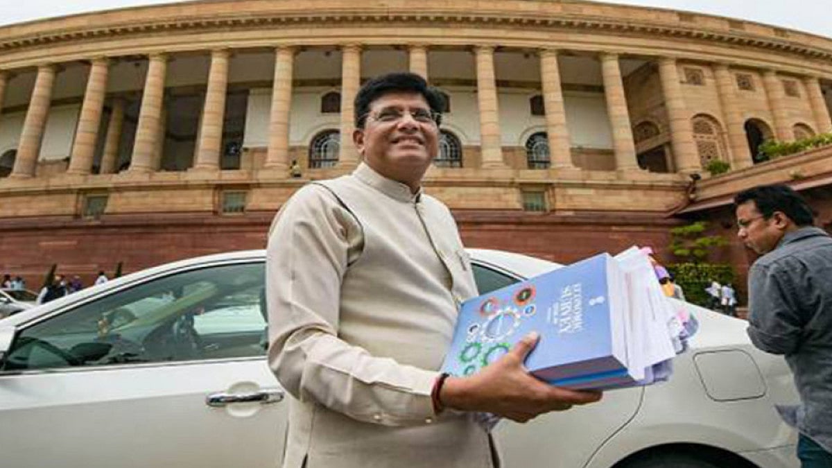 Services Sector Should Aim to Exceed Merchandise Exports Next Fiscal: Goyal