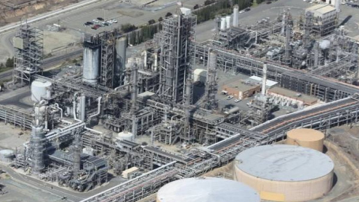 Indian Gas Exchange (IGX) presently offers six delivery-based contracts for trading in gas. 