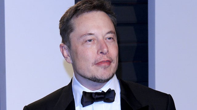 Tesla CEO Elon Musk Calls New NFT Feature of Twitter "Annoying"; Dogecoin Falls