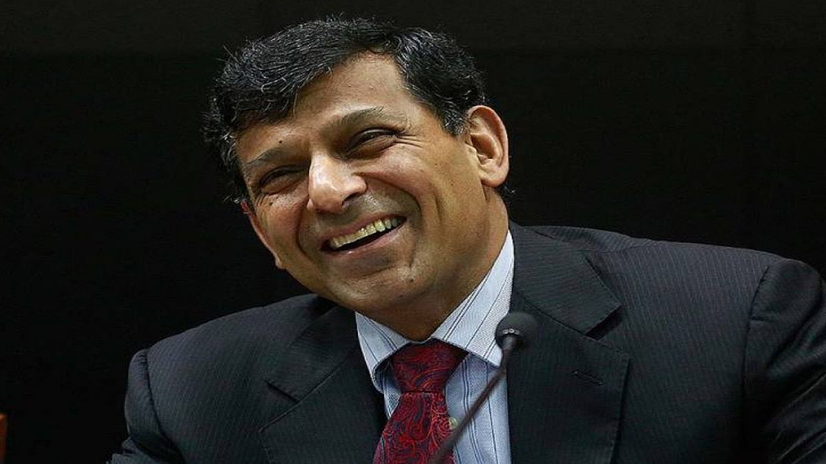 Rajan said the economy has some bright spots and a number of very dark stains. 