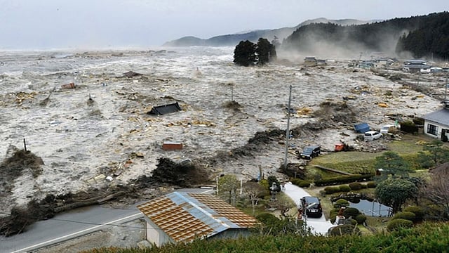 Five Ways Climate Change Increases The Threat Of Tsunamis, From collapsing Ice Shelves To Sea Level Rise